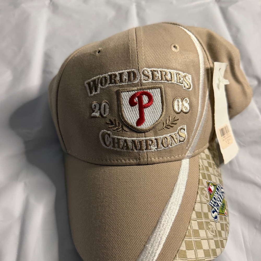 Nike Mens Philadelphia Phillies 2008 World Series Champions Hat OS Tan Vintage